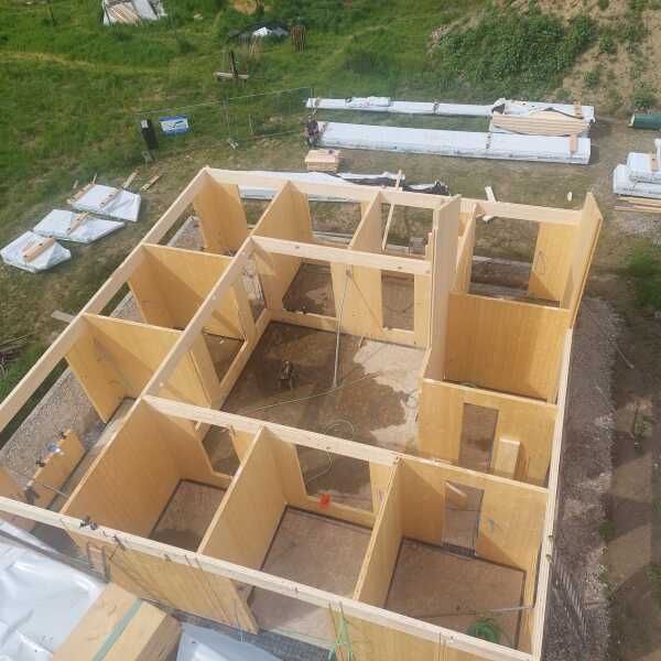 CLT houtmassiefbouw Devos BV